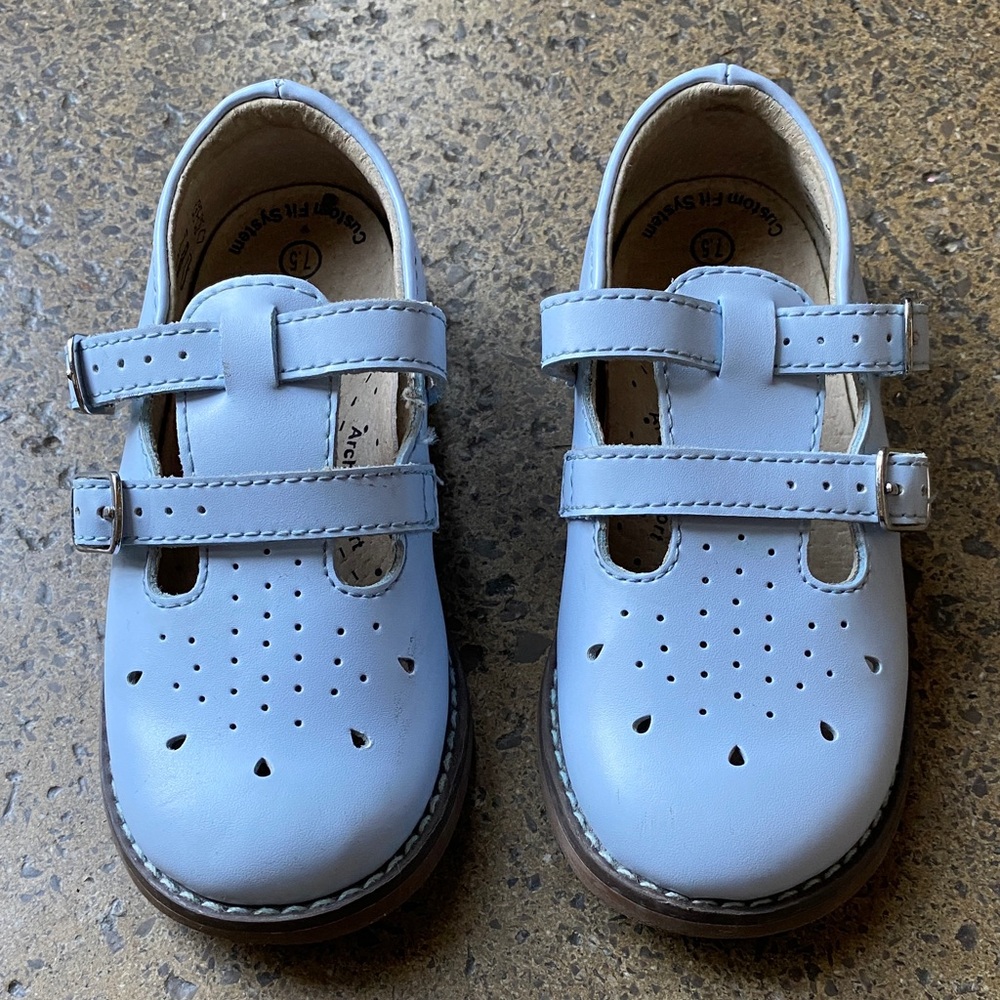 FootMates Light Blue Dress Shoes